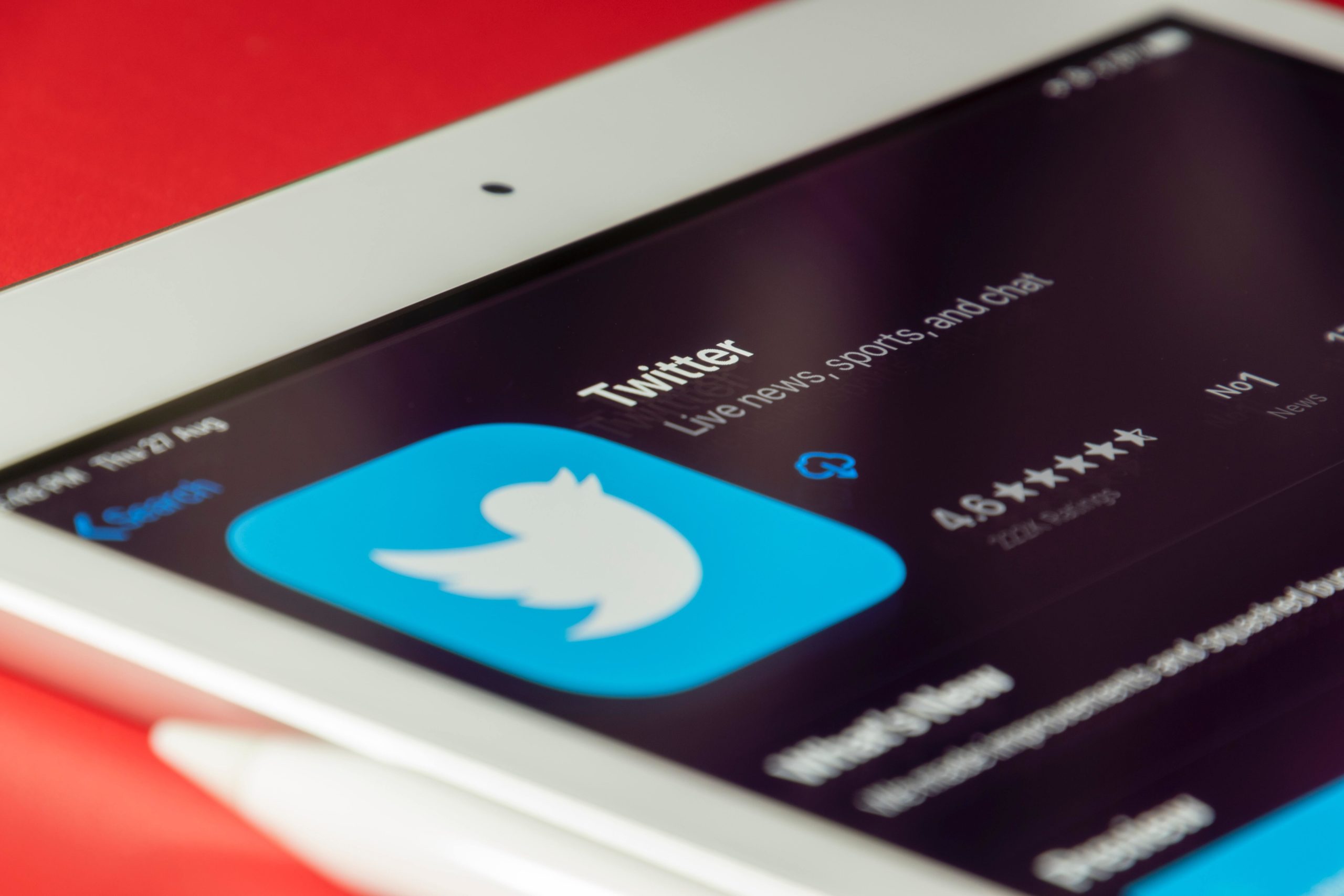 A aquisição do Twitter – outro motivo para construir comunidades empenhadas e activas nas suas propriedades